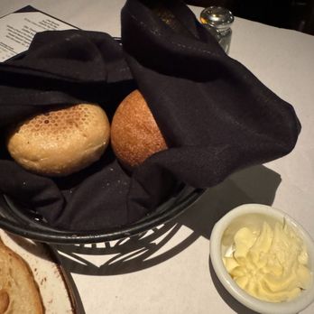 Parkers' Lighthouse - Warm sourdough room with butter - Seafood Near Me - Long Beach, California Parkers' Lighthouse - Warm sourdough room with butter - Seafood Near Me - Long Beach, California