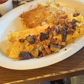 Billy Gail’s - Branson - Meat Lovers Omlette - American Near Me - Branson, Missouri