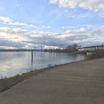 Waterfront Park - Parks Near Me - North Vancouver, British Columbia Waterfront Park - Parks Near Me - North Vancouver, British Columbia