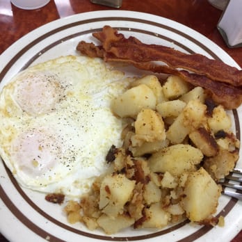 Breakfast Cafe - Eggs and bacon - Breakfast & Brunch Near Me - Oak Park, California