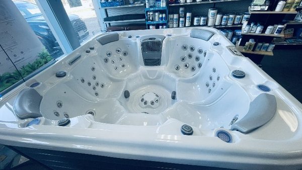 High-Quality Spas - Leisure Pools and Spas is committed to providing high-quality spas and accessories that meet our customers’ needs. We take pride in offering Wellis Spa, Aspen Spas, and Innova Spa products. High-Quality Spas - Leisure Pools and Spas is committed to providing high-quality spas and accessories that meet our customers’ needs. We take pride in offering Wellis Spa, Aspen Spas, and Innova Spa products.