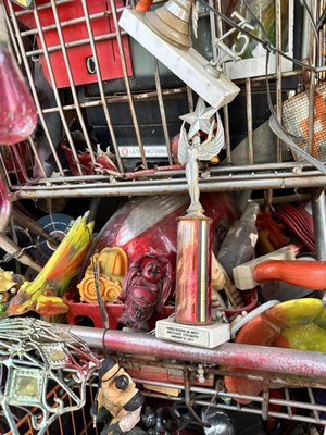 Cathedral of Junk by null