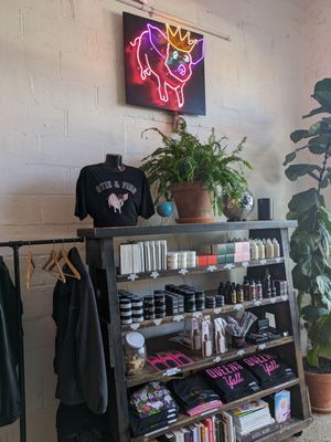 Otis & Finn Barbershop by null