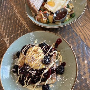 First Watch - Blueberry Lemon French Toast + Market Hash Bowl - Cafes Near Me - Franklin, Tennessee