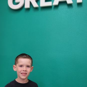 Great Clips Tulare - Hair Salons Near Me - Tulare, California