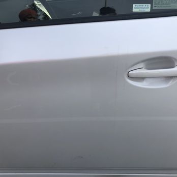 Auto Pride - Dirt on lower middle area of door and by the handle is the coffee mark, better if a close up look. Zoom in on door handles-all 4 still dirt! - Car Wash Near Me - Santa Rosa, California