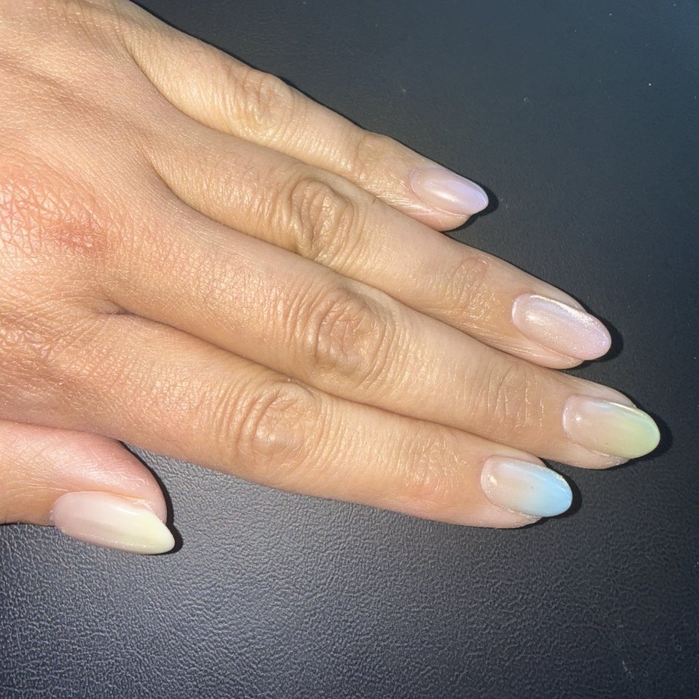 Cobb Beauty Studio - Builder get cat eye Russian manicure by Mimi - Nail Salons Near Me - Beverly Hills, California