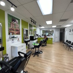Eyebrow Threading By Disha