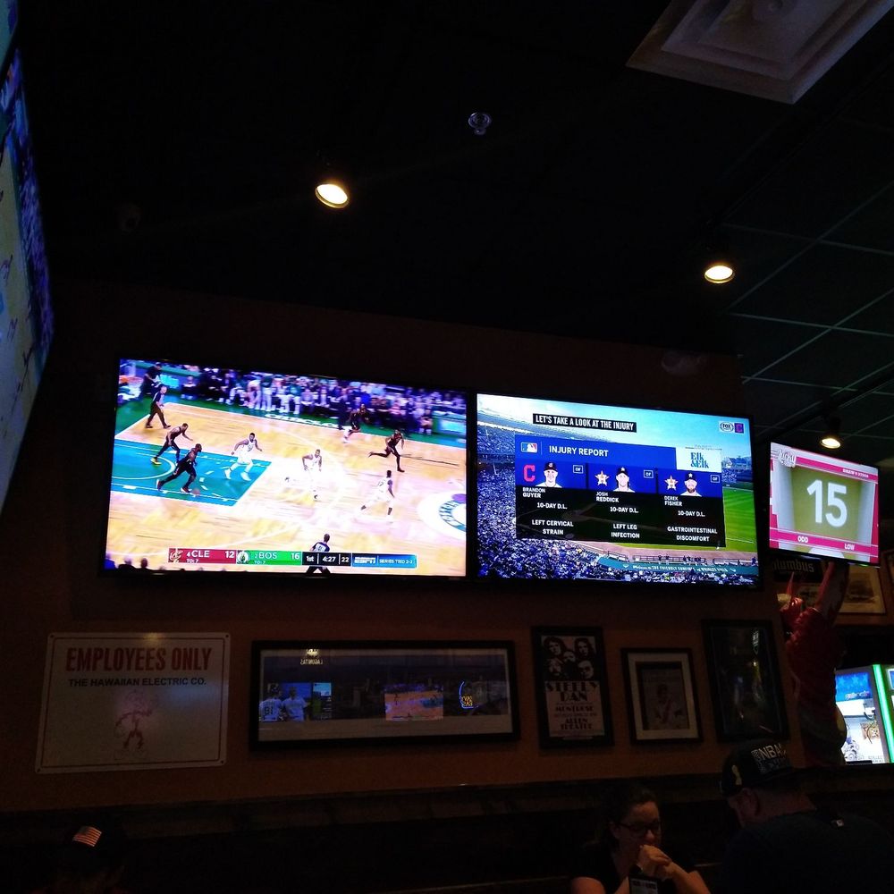 Winking Lizard Tavern - Cavs and Celtics Game 5, Cubs and Tribe on the side - New American Near Me - Mayfield Heights, Ohio Winking Lizard Tavern - Cavs and Celtics Game 5, Cubs and Tribe on the side - New American Near Me - Mayfield Heights, Ohio