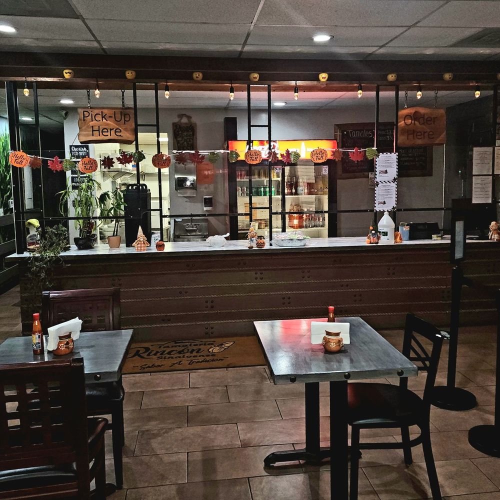 Tamaleria Rincon Sinaloense - Dining area and Front register - Mexican Near Me - Orange, California