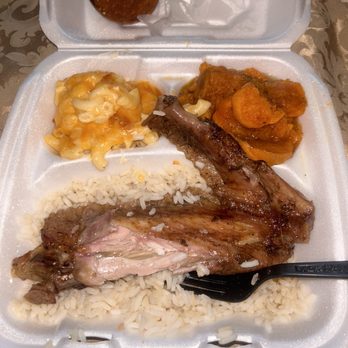 Grannys Soul Food - Turkey Wing Plate - Soul Food Near Me - Austell, Georgia Grannys Soul Food - Turkey Wing Plate - Soul Food Near Me - Austell, Georgia