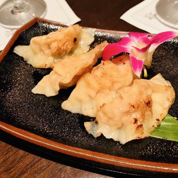 Lewers Lounge - Lobster Gyoza - Jazz & Blues Near Me - Honolulu, Hawaii