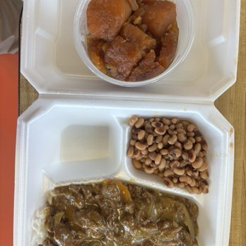 Ann's Place Restaurant - Beef tips, blackeyed peas, and candied yams - Soul Food Near Me - Phenix City, Alabama