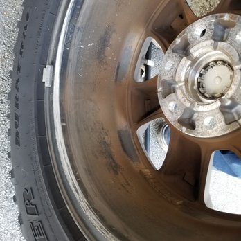 Discount Tire Choice - Damage to the inside of my rim cause they didnt put on all the lug nuts an 2 of the 3 that were on were loose! - Tires Near Me - Coconut Creek, Florida