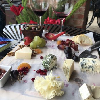 DAOU Vineyards - Wineries Near Me - Paso Robles, California DAOU Vineyards - Wineries Near Me - Paso Robles, California