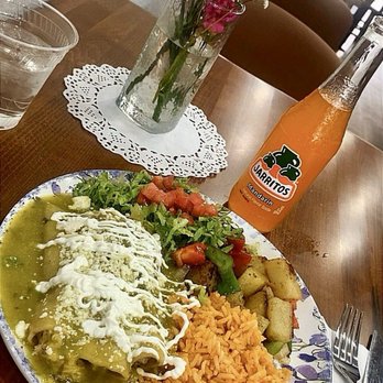 Amores - Enchiladas verdes - Mexican Near Me - Claremont, California