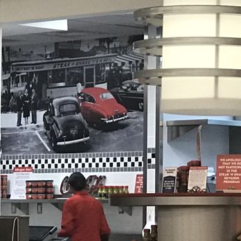 Steak ’n Shake - To go area - Burgers Near Me - Las Vegas, Nevada Steak ’n Shake - To go area - Burgers Near Me - Las Vegas, Nevada