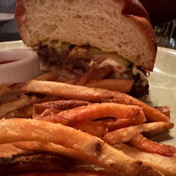 Barred Owl Butcher & Table - Pimento smash burger - Butcher Near Me - Columbia, Missouri