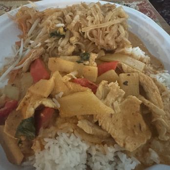 Kati Thai Eatery - Chicken Pad Thai and other half is chicken Red Curry - Thai Near Me - Richmond, Texas