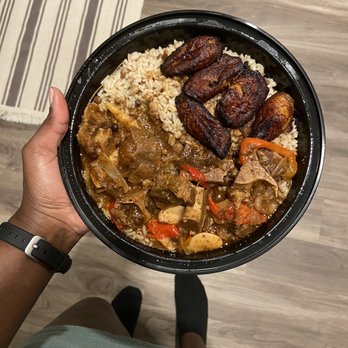 CaribeExpress - Large oxtail, rice and peas, and plantain! - Caribbean Near Me - Laurel, Maryland