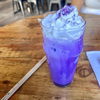 Berkeley Social Club - Ube beverage - Breakfast & Brunch Near Me - Berkeley, California Berkeley Social Club - Ube beverage - Breakfast & Brunch Near Me - Berkeley, California