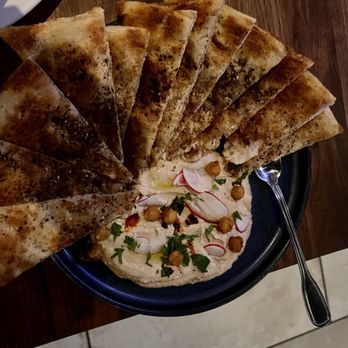 Yard House - Spicy Za-atar Hummus - New American Near Me - Mclean, Virginia