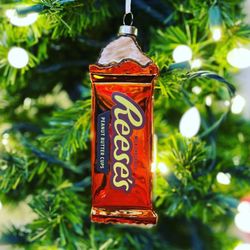 Christmas In America - Over 1,000 unique ornaments!