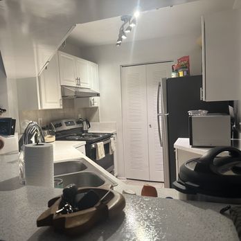 Winthrop West by Cortland Managament - Love the kitchen from afar. - Apartments Near Me - Riverview, Florida Winthrop West by Cortland Managament - Love the kitchen from afar. - Apartments Near Me - Riverview, Florida