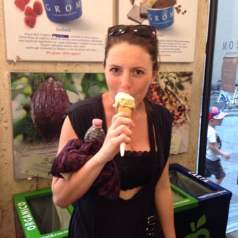 Grom - Lemon on top, pistachio on bottom. YUM! - Ice Cream & Frozen Yogurt Near Me - Florence, FI