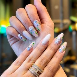 Goldust Nail Lounge