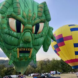 Flying Festivals of Warren County - Big monster balloon!