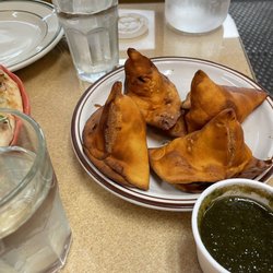 Shalamar Restaurant - Samosa