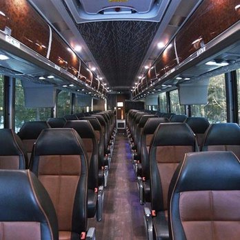 Ritmo Limo & Bus - Photo - Limos Near Me - Montreal, Quebec