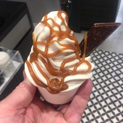 Hotel Chocolat - Ice cream with toffee sauce £3.5.