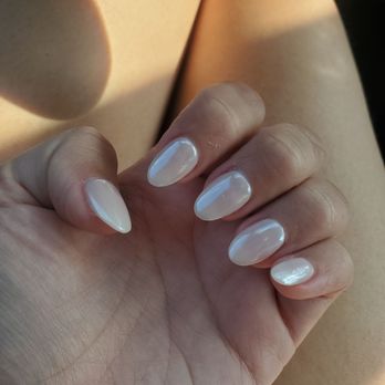 Luxe Studio Nail Spa - Nail Salons Near Me - Wheaton, Illinois