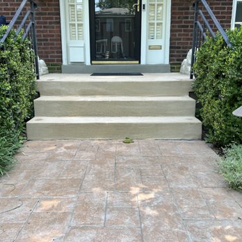 STL Stair Repair - After STL Stair Repair fixed the cracks and did a coat that created a more finished look - Masonry/Concrete Near Me