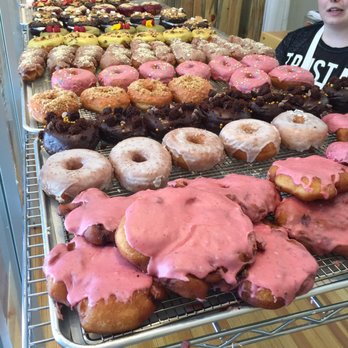 Doe Donuts - Donuts Near Me - Portland, Oregon Doe Donuts - Donuts Near Me - Portland, Oregon