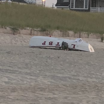 Sea Spray Motel - Boys and a boat! - Hotels Near Me - Beach Haven, New Jersey