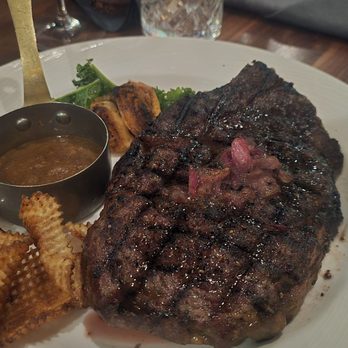 The Chapman - Prime rib - Lounges Near Me - Winter Park, Florida