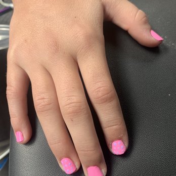 Delicate Beauty Studio - Pink Polka dot! - Eyelash Service Near Me - Syracuse, Utah