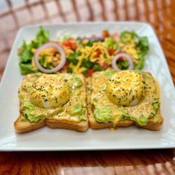 The Cowboys Palace - Avocado Toast