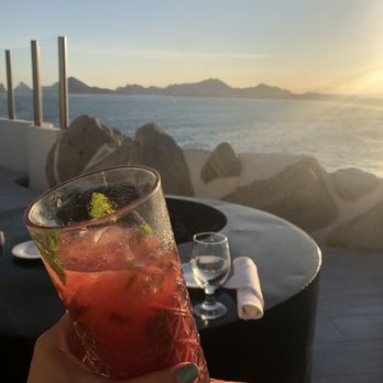 Sunset Monalisa - Mediterranean Near Me - Cabo San Lucas, BCS