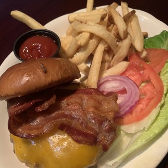 Tavern 17 - Tavern Burger - Burgers Near Me - Mahwah, New Jersey Tavern 17 - Tavern Burger - Burgers Near Me - Mahwah, New Jersey