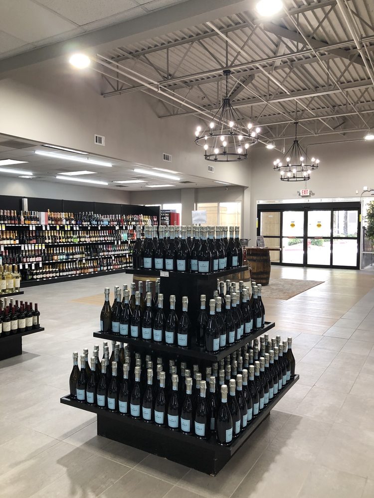 JOHNS CREEK WORLD OF BEVERAGE 10305 Medlock Bridge Rd, Johns Creek