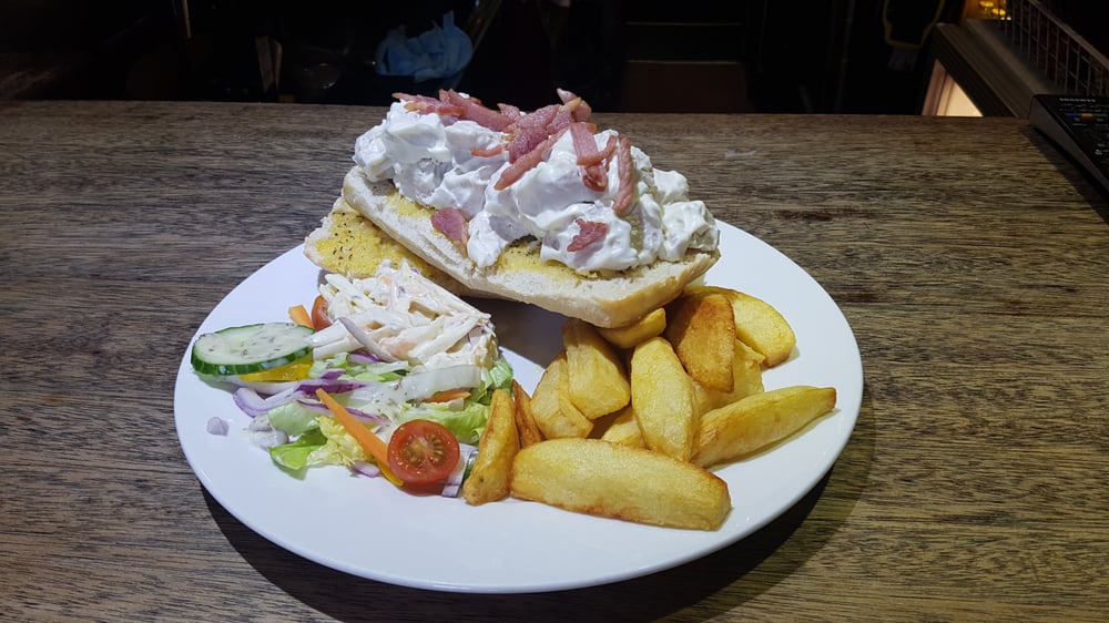 THE GATESIDE INN with photos Updated August 2024 11 Photos 39 Main Road, Beith, North