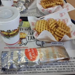 Arby's - Patateslerinin sekli degismis ve artik baharatsiz. Kivrik patates icin fiyat farki var.