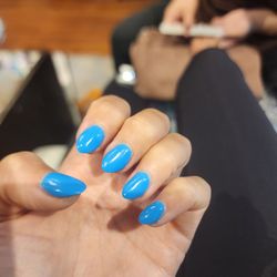 Nassau Nails - Such a pretty blue!