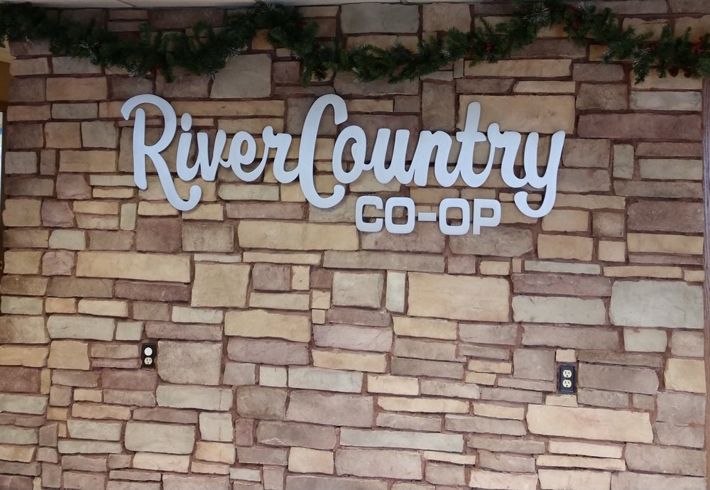 RIVER COUNTRY COOP Updated May 2024 1080 W River St, Chippewa