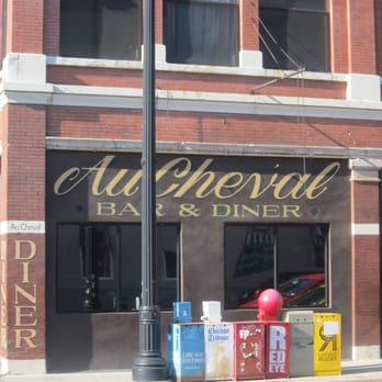 Au Cheval - Bars Near Me - Chicago, Illinois Au Cheval - Bars Near Me - Chicago, Illinois