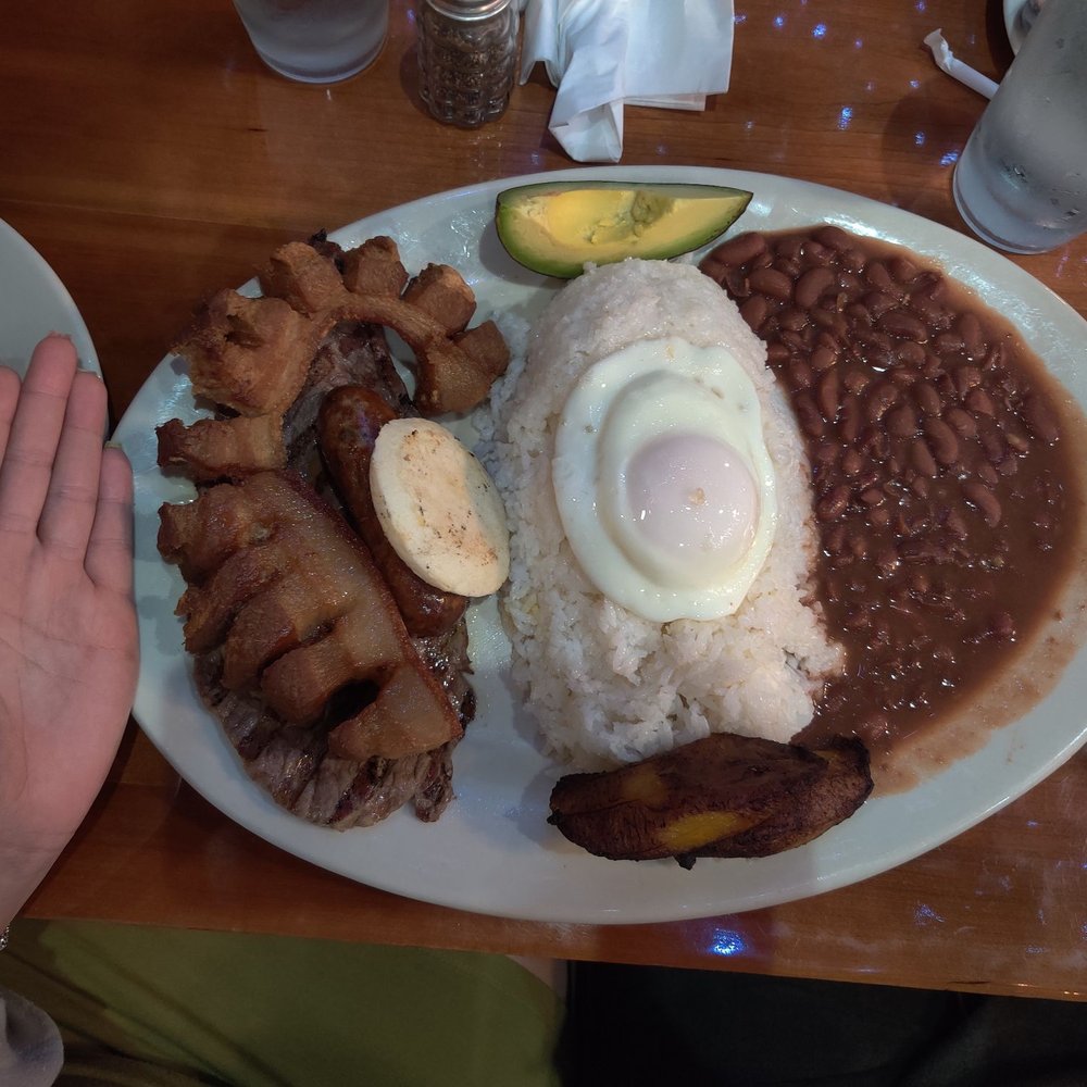Full plate bandeja paisa Full plate bandeja paisa